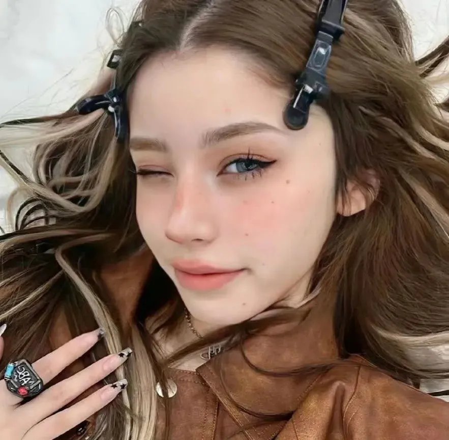 身为女主角!